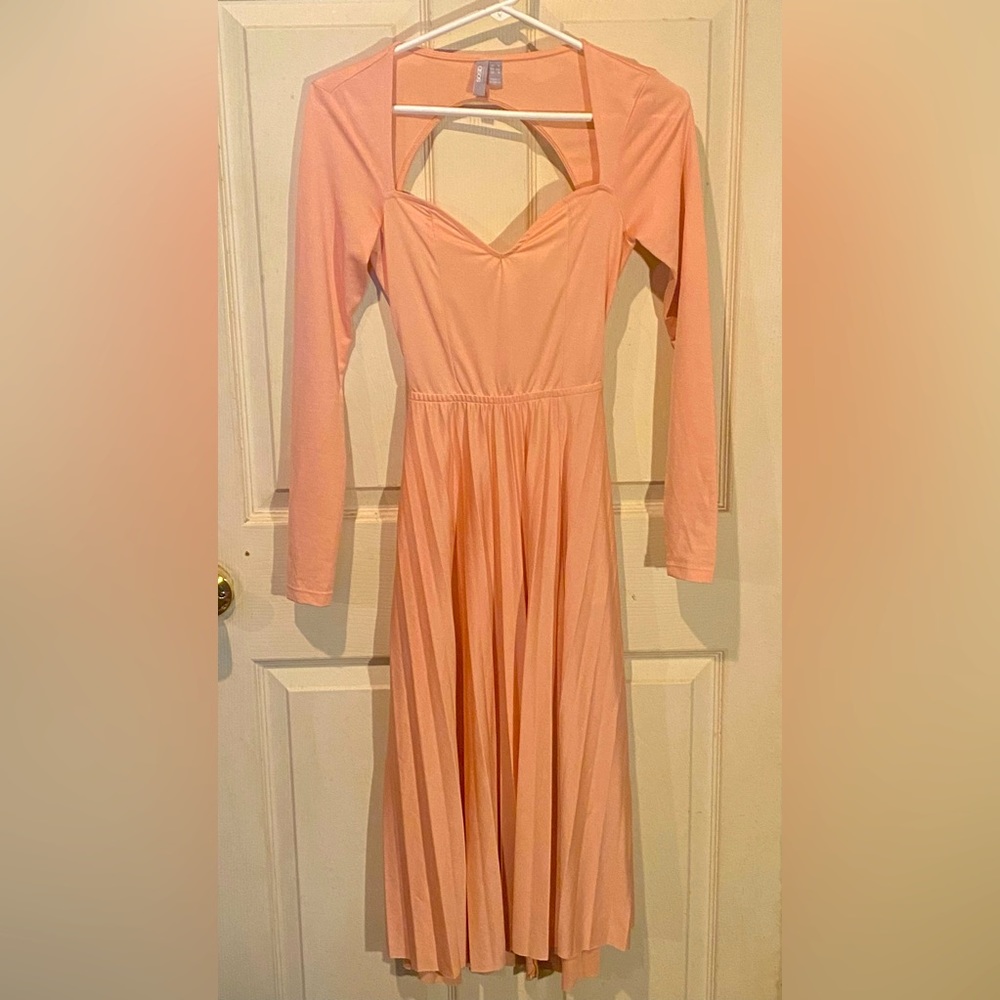 Asos Blush/Salmon Maxi w/ Sweetheat Neckline and Cutout Back